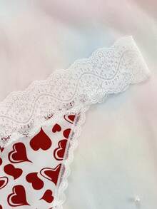 Nora Wilde 1 buah celana dalam thong ukuran besar dengan motif renda patchwork - Red and White - View 4
