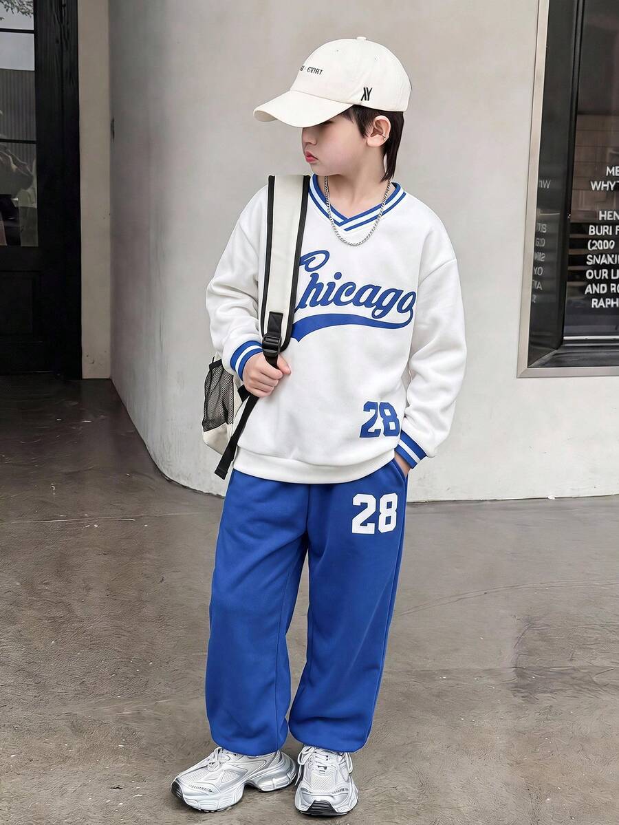 SHEIN Little Byeori 大童男孩休閒韓系寬鬆長袖V領衛衣與鬆緊腰長褲套裝,適合秋冬春季,適合戶外玩耍、上學、街頭穿搭與派對 - 白色 - 查看 1