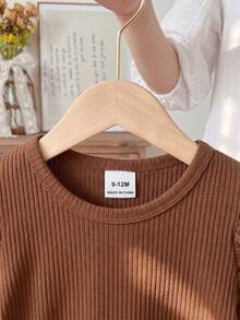 SHEIN Vintaside Kids 2件組女嬰針織羅紋布料短袖圓領T恤與配套蝴蝶結條紋鬆緊腰收口長褲套裝，適合春夏，蝴蝶結，休閒派對度假穿著，田園風 - 彩色 - 查看 4