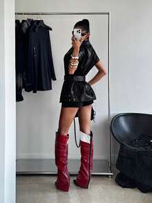 SHEIN HypeZone 女款翻領腰帶式人造皮革背心 - 黑色 - 查看 2