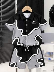 Young Boys' Black Gray White Color Block Abstract Wave Print "SPARKLE" Star Pattern Woven Collar Short Sleeve Shirt With Elastic Waist Bow Decor Woven Shorts Set, Street Style Cool, Toddler Young Boys' Short Sleeve Shorts Set, Toddler Young Boys' Clothing, Toddler Young Boys' Shirt Set, Casual Cool Style, American Vintage Style - Multicolor - View 3