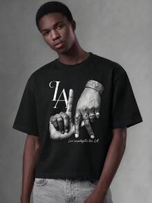Salvezio 洛杉磯 LA Letter Gesture Logo 男款黑色標準尺寸落肩寬鬆短袖 T-shirt - 黑色 - 查看 4