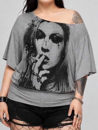 Grunge Punk maglietta vintage stile dark punk taglie forti con spalle asimmetriche e vestibilità ampia, con stampa di personaggi vintage, adatta per streetwear e outfit da festa