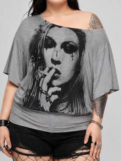 Grunge Punk maglietta vintage stile dark punk taglie forti con spalle asimmetriche e vestibilità ampia, con stampa di personaggi vintage, adatta per streetwear e outfit da festa