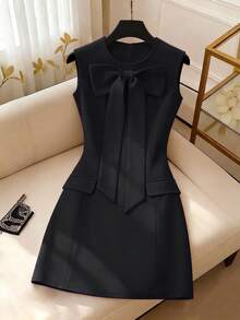 SHEIN Franclia 纯色圆领修身前蝴蝶结无袖女式连衣裙 - 黑色 - 查看 3