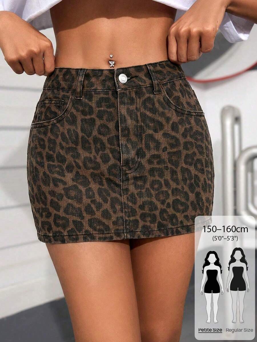 SHEIN PETITE Women's Fashionable Versatile Leopard Print Pocket Button Denim Mini Skirt - Multicolor - View 1
