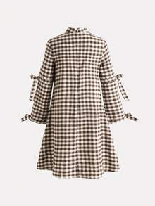 SHEIN 青少年女孩立領長袖A字領結裝飾格紋洋裝，適合春季、秋季、冬季 - 卡其色 - 查看 2