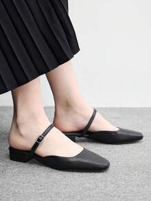 CUCCOO BIZCHIC 法式通勤粗跟包頭涼鞋 女款戶外穿著鞋 - 黑色 - 查看 2