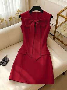 SHEIN Franclia 纯色圆领修身前蝴蝶结无袖女式连衣裙 - 紅色 - 查看 3