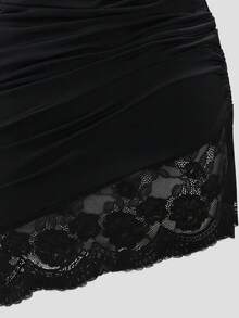 SHEIN 青少年女孩修身蕾絲飾邊掛脖洋裝 - 黑色 - 查看 5