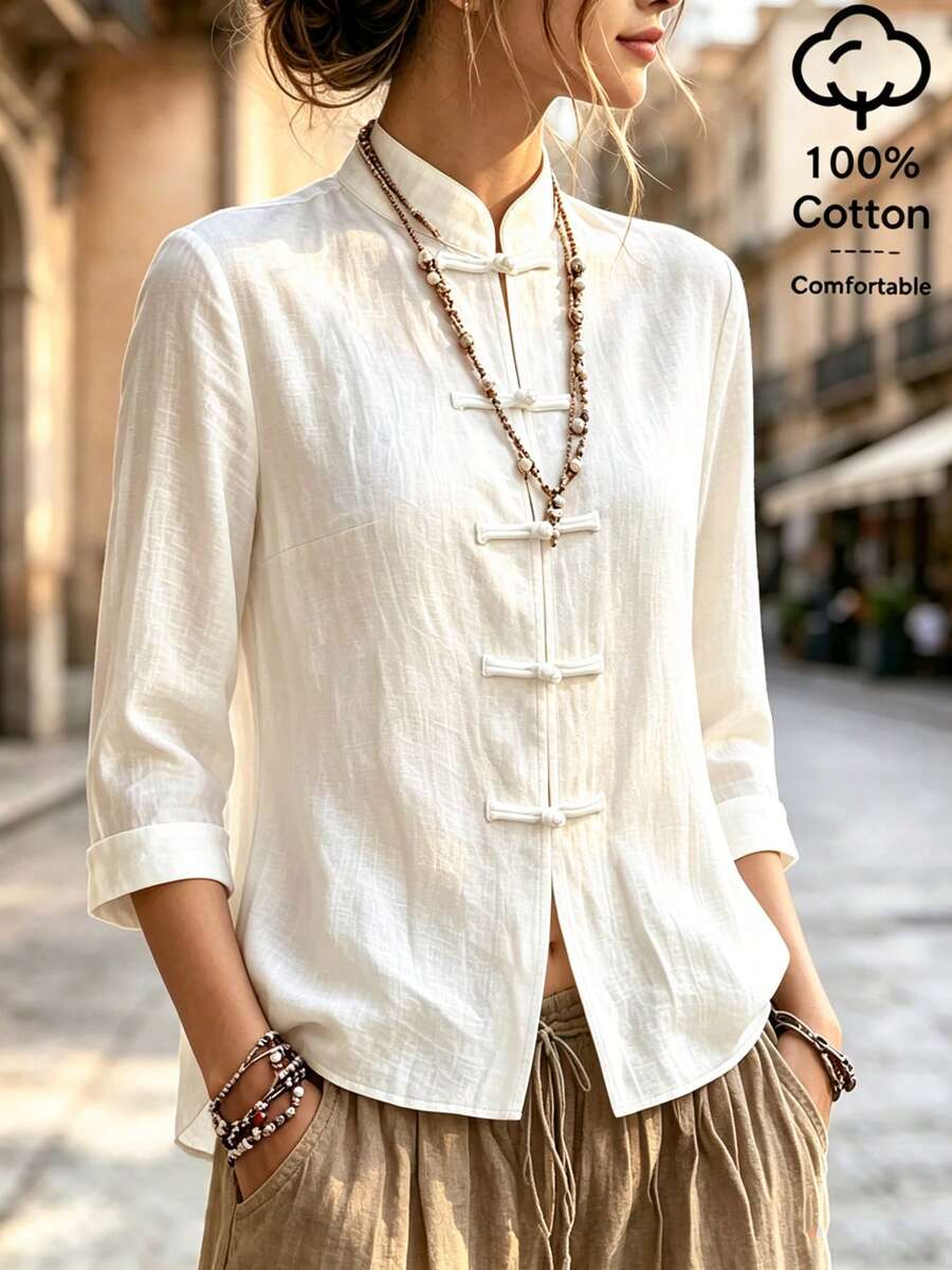 SHEIN Blus Pendek Gaya Cina Retro Minimalis Longgar Sehari-hari, Terbuat dari Kain Putih Murni Bertekstur, Kerah Tegak, Penutup Kancing Depan, 5 Kancing Gaya Cina, Kancing Katak Satu Karakter, Manset Lipat 3/4. - Putih - View 1