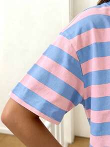 Selamara Damen Große Größen 2 Stücke Loungewear-Set in Rosa und Blau mit breiten Streifen, lässiges Outfit mit Kurzarm-Top und Shorts mit Kordelzug - Verschiedenfarbig - Übersicht 4