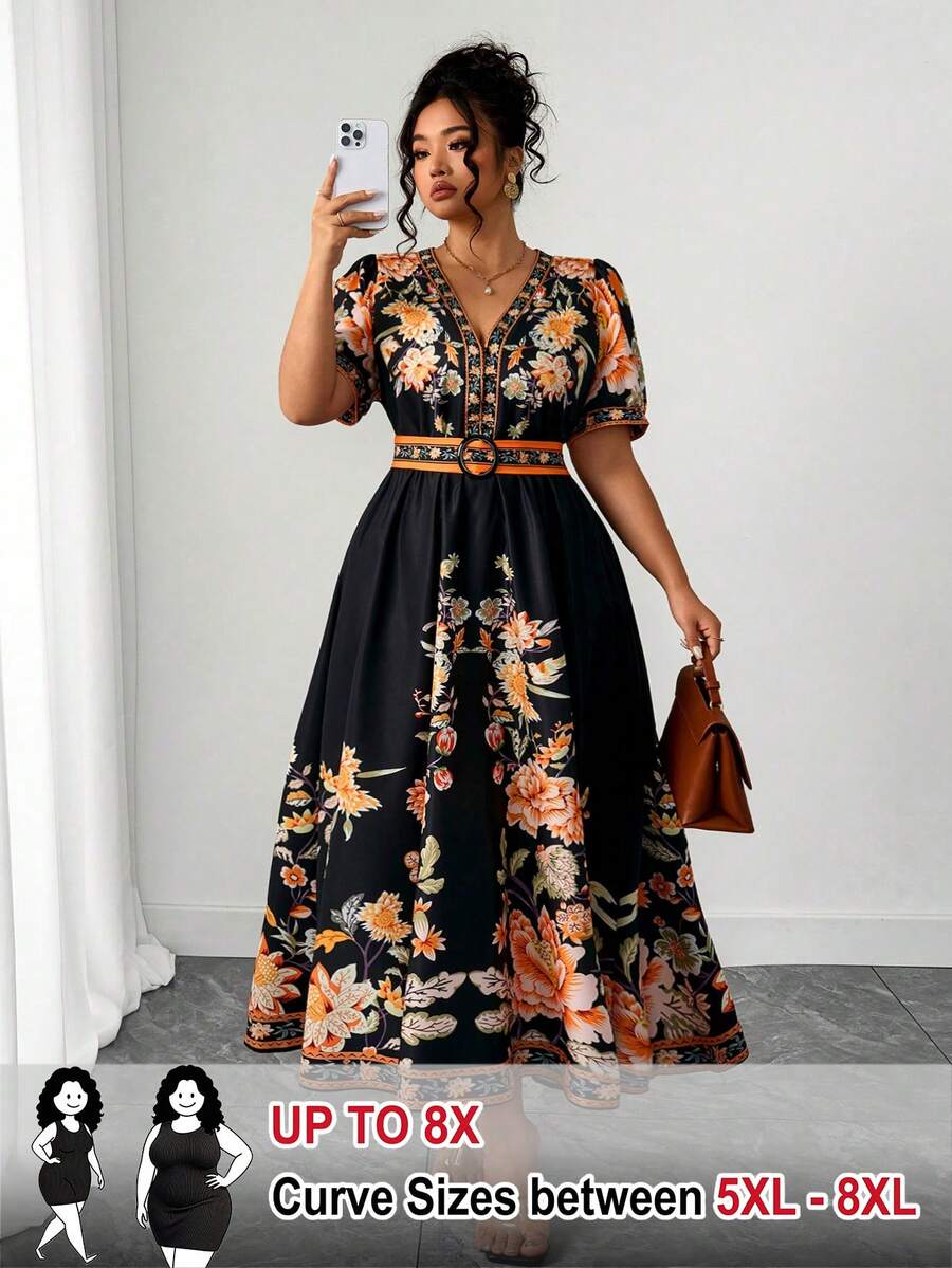 SHEIN CURVE+ فستان نسائي عصري ملائم لأحجام كبيرة من 5XL إلى 8XL، ذو ياقة على شكل حرف V وأكمام قصيرة، مع تحديد الخصر، مطبوع بطبعات بوهيمية لعطلة شاطئ تايلاند والمالديف، مناسب للربيع والصيف - متعدد الألوان - مشاهدة 1