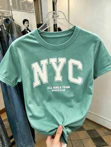 Resyla 復古美式風格 NYC 字母泡棉印花圓領 T 恤，薄荷綠基本休閒上衣，NYC 泡棉印花復古短袖上衣 - 橄欖綠 - 查看 3