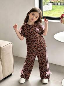 Genkimix Kids 2pcs Young Girl Leopard Print Bow Ribbon Decor Casual Fashion Short Sleeve T-Shirt + Bow Ribbon Decor Casual Fashion Straight Leg Pants - Brown - View 2
