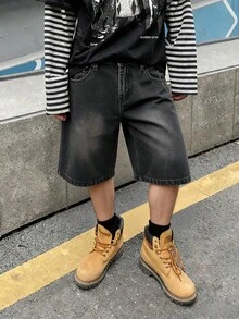 Manfinity EMRG 男士休閒街頭風水洗寬腿牛仔短褲 寬腿牛仔短褲 寬鬆牛仔短褲 灰色 夏季 約會晚餐穿搭 - 深灰色 - 查看 4