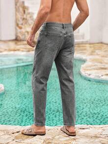 Mercer Haus Men's Casual Loose Straight Leg Jeans With Pockets - Light Grey - View 2