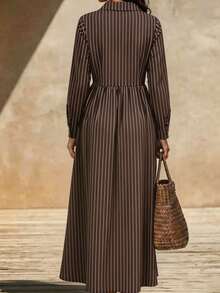 Linhara CURVE Gaun Kasual Lengan Panjang Bergaris dengan Kancing dan Kerah untuk Wanita Ukuran Besar, Cocok untuk Musim Gugur. - Coffee Brown - View 2