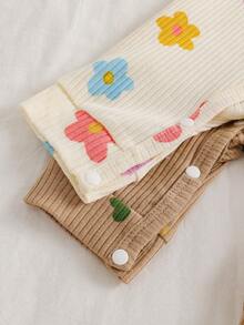 SHEIN 彩色卡通印花新生兒嬰兒連身衣，愛心與花朵滿版印花，休閒可愛針織舒適 - 彩色 - 查看 8