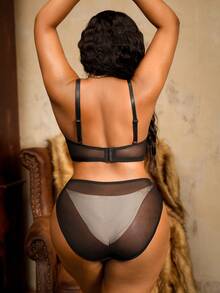 Bare Chapter Plus Size Animal Print Lip Print Embroidered Contrast Mesh Lingerie Set 2pcs - Multicolor - View 2