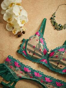 3pcs Plus Size Mesh Embroidery Lingerie Set With Underwire (No Garter Belt) - Multicolor - View 4
