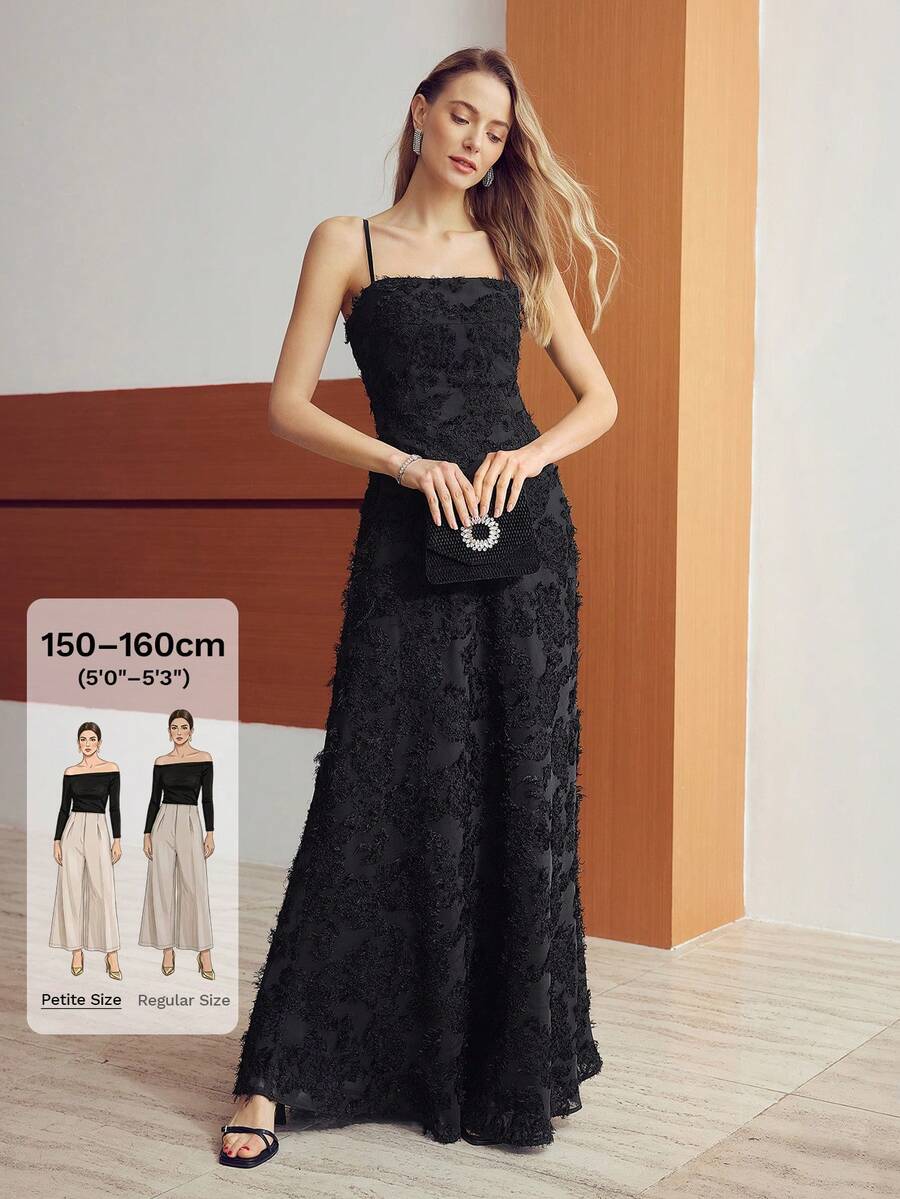 MOTF Petite GAUN PANJANG SLIP JACQUARD HITAM ELEGAN DENGAN APLIKASI BUNGA, UNTUK WANITA BERTUBUH KECIL - Hitam - View 1