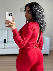 SHEIN Core Rhythm Kaos Olahraga Ukuran Besar Warna Merah dengan Bagian Belakang Berongga, Potongan Longgar, Cocok untuk Aktivitas Gym di Musim Gugur, Alternatif Gym Tropis - Merah - View 2