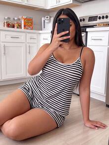 ZzzCrew Plus Size Casual Minimalist Black & White Striped Print Camisole & Shorts Pajama Set - Multicolor - View 1