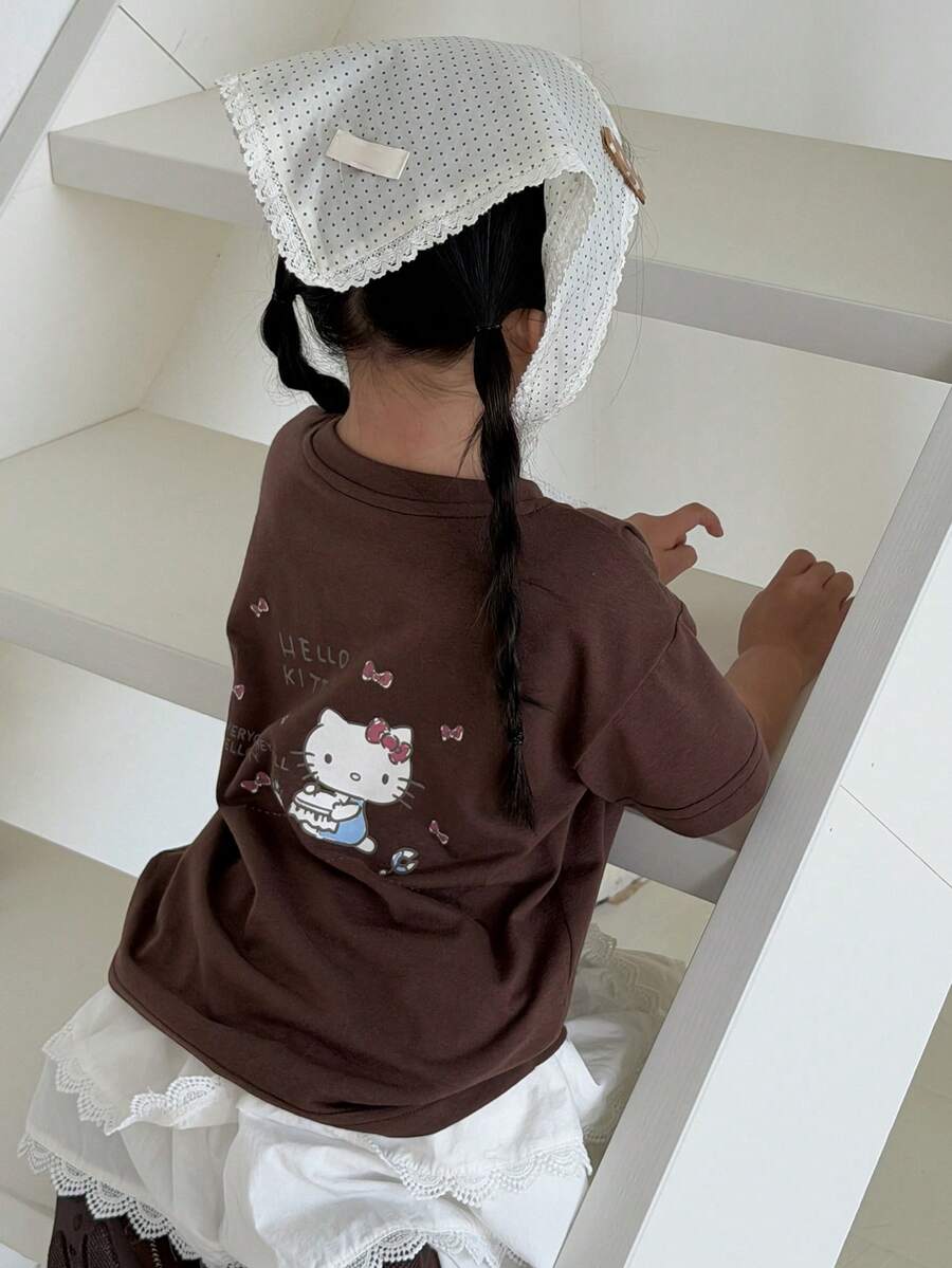 Dazy Kids HELLO KITTY | DAZY 女童字母卡通印花休閒日常短袖T恤 - 咖啡棕 - 查看 1