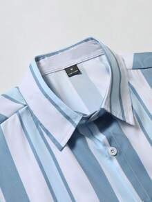 Manfinity Homme Conjunto de 2 piezas de camisa de manga corta a rayas y pantalones cortos de unicolor para hombre - Multicolor - Ver 4