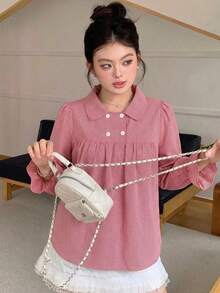 Dazy Plus 韓系時尚波點滿版印花短袖 Polo 衫，黑色大尺碼女款春夏季 T-shirt 可愛上衣 - 紅色 - 查看 6