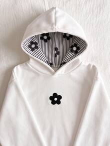 SHEIN 青少年女孩簡約清新風白色連帽衛衣，柔軟蓬鬆面料，正面黑色花卉熱轉印圖案，精緻吸睛連帽內裡黑白直條紋花卉印花，羅紋袖口與下擺，寬鬆落肩版型，加厚單件，適合日常通勤、校園、出遊，秋冬穿著 - 白色 - 查看 1
