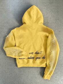 ROMWE MEN Men's Portrait & Cursive Letter Print Rhinestone Hoodie - Multicolor - View 3