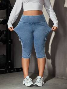 SHEIN Essnce Calça Jeans Cropped Slim Fit Casual com Bolsos Cargo para Mulheres Plus Size - Preto - Visão 4