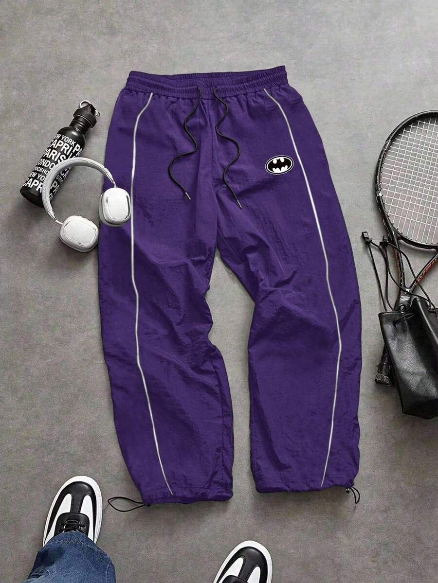 BATMAN X SHEIN Sport MetroGents Men's Cartoon Print Drawstring Waist Loose Fit Sports Long Pants - 紫色 - 查看 1