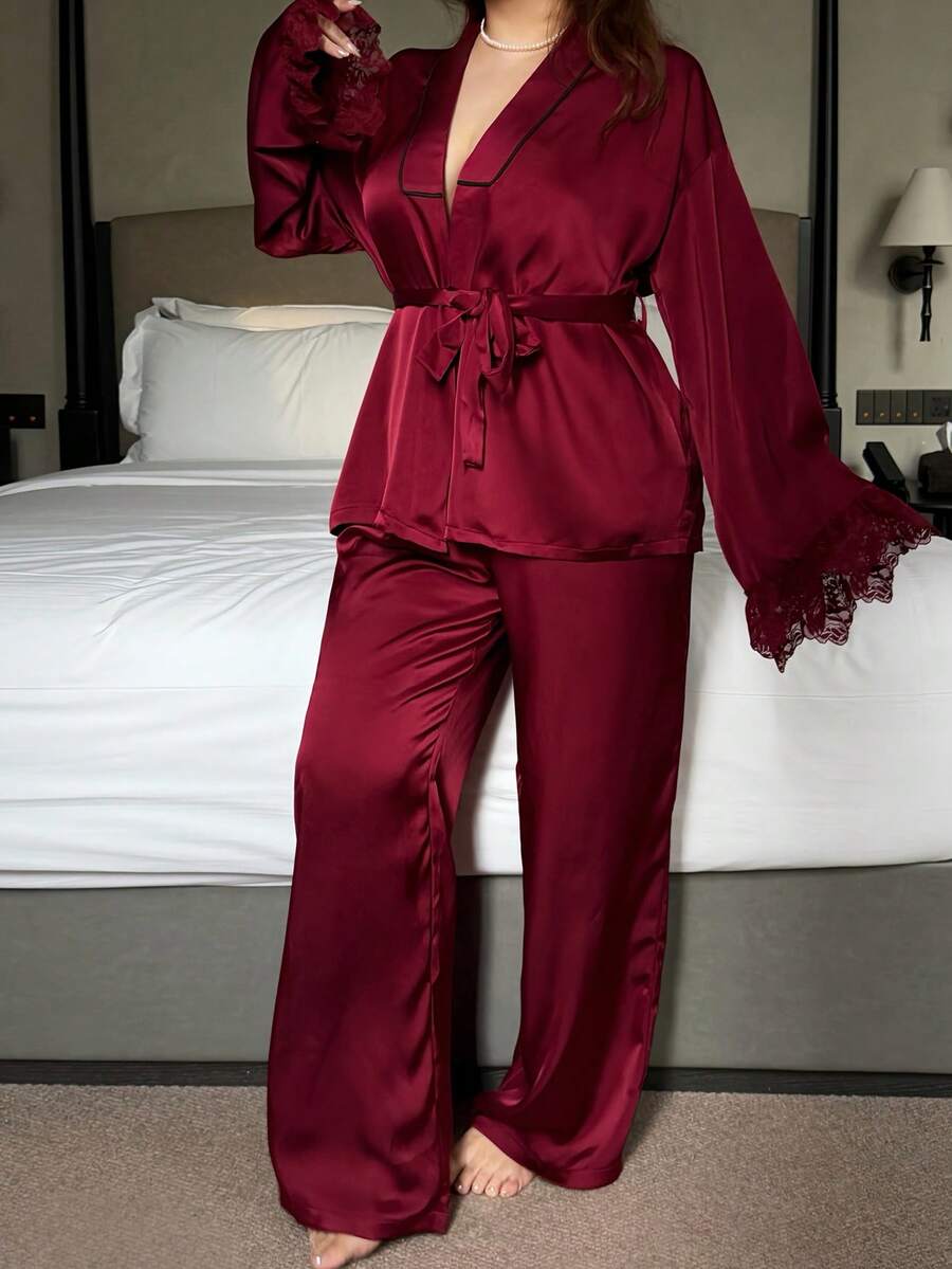 Dazy Plus Conjunto de pijama de 2 piezas rojo elegante con rayas de color contrastante, puños de encaje y patchwork para Año Nuevo, talla grande - Burdeos - Ver 1