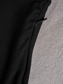 SHEIN Franclia 夏季優雅無袖波點下擺洋裝 - 黑色 - 查看 4