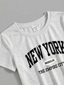 青少年女孩休閒極簡風 NEW YORK 圖案淺灰色修身短袖短版上衣搭配寬鬆長褲，2件套度假夏季穿搭，適合春夏，舒適春夏風格 - 白色 - 查看 4