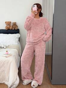 Napfluff Set Piyama Wanita Model Sweet Heart Jacquard Fleece Kerah Bulat Lengan Panjang dan Celana Panjang 2 Potong - Berwarna merah muda - View 1