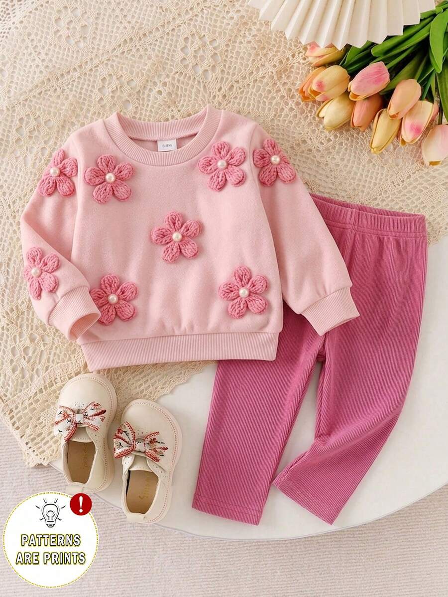SHEIN Playful Pals 2件組女嬰春秋淺粉豆沙粉甜美溫柔風 3D鉤花圓領長袖上衣與直條紋修身長褲套裝，寬鬆舒適，適合日常外出、戶外玩耍、家庭聚會、1歲生日派對、拍照拍攝 - 玫紅色 - 查看 1