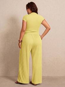 Elaquor Plus Size Women Solid Color Stand Collar Short Sleeve T-Shirt And Wide Leg Pants Casual 2-Piece Set - Light Yellow - View 2