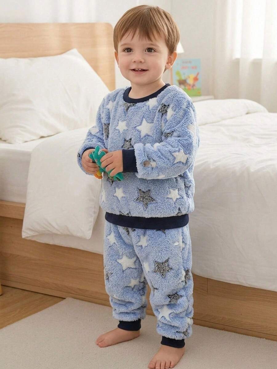 SHEIN 兒童小男孩冬季卡通刺繡恐龍圖案圓領落肩長袖上衣與長褲 2件組 柔軟舒適雙層睡衣套裝 - 彩色 - 查看 1