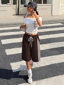 Muchica 女款時尚棕色格紋拼接抽繩腰口袋寬腿百慕大短褲 健身 夏季街頭運動休閒風 - 棕色 - 查看 3