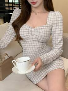 DAZY Slim-Fit Plaid Puff Sleeve Mini Sweetheart Neck Party Dress For Women,Fall Dress Long Sleeve Dress - White - View 8
