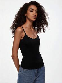 SHEIN BASICS 女款純色極簡百搭細肩帶背心，適合度假與海灘穿著 - 黑色 - 查看 7