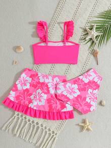 SHEIN 女童泳裝套裝，春/夏海灘泳衣套裝新品。吊帶泳衣上衣 + 短褲 + 外罩裙 + 遮陽帽，4件套。可愛草莓圖案讓女孩更迷人，荷葉邊飾甜美可愛。草莓圖案非常可愛。 - 玫紅色 - 查看 2