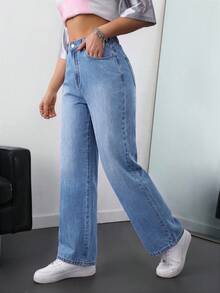 SHEIN EZwear 大尺碼女款休閒口袋直筒牛仔褲 正式校園大學風 天藍色 夏季 - 淺色水洗藍 - 查看 6