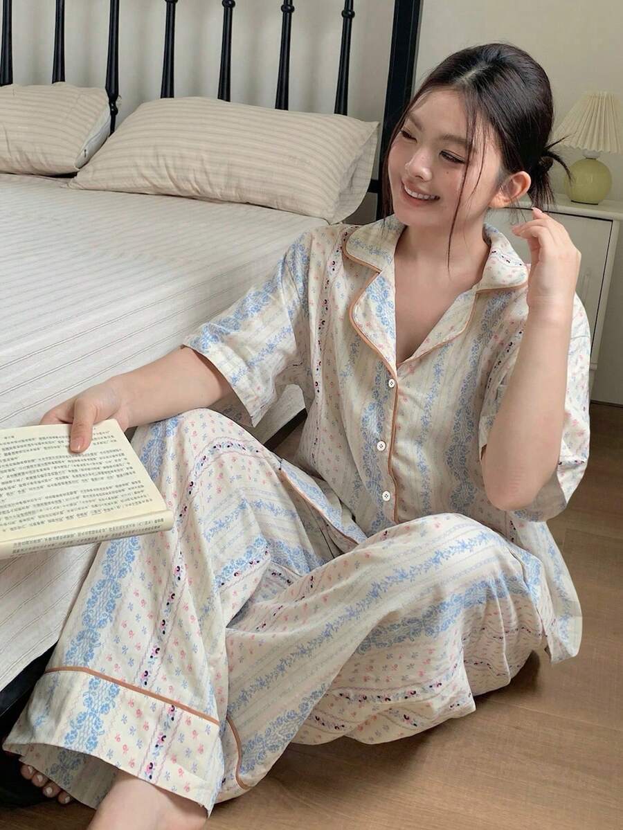 Dazy Plus 2pcs/Set Women's Spring Print All-Over Pattern Pajama Set For Vacation - Apricot - View 1