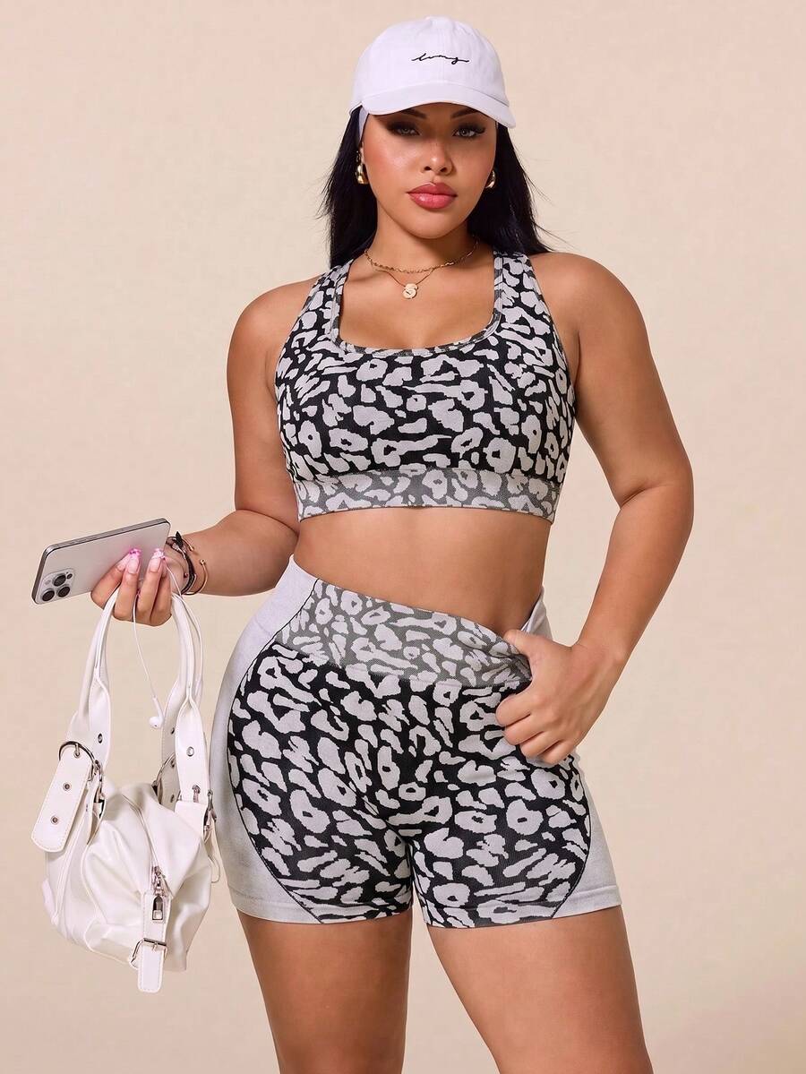 SHEIN Rhythm Era Plus Size Leopard Print Cropped Tank Top & Shorts Sports Set - Black - View 1