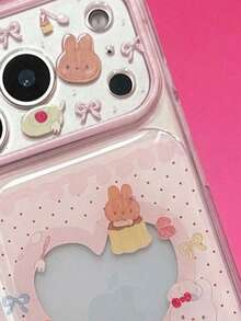 ShellaStory غطاء هاتف شفاف بتصميم أرنب وخبز وقلب وردي من الإيبوكسي وتفاحة، متوافق مع iPhone 17 PM وiPhone 16 Pro وiPhone 15، تغطية كاملة بحافة ناعمة وهيكل صلب، كرتوني لطيف للبنات، إبداعي هندسي، ستايل كارديجان منعش، نيش، ستايل إنستقرام - شفاف - مشاهدة 4